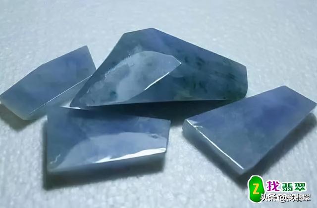 翡翠原石怎么切割视频,赌翡翠原石切割视频-第7张图片-翡翠网 翡翠原石怎么切割视频,赌翡翠原石切割视频-第7张图片-翡翠网