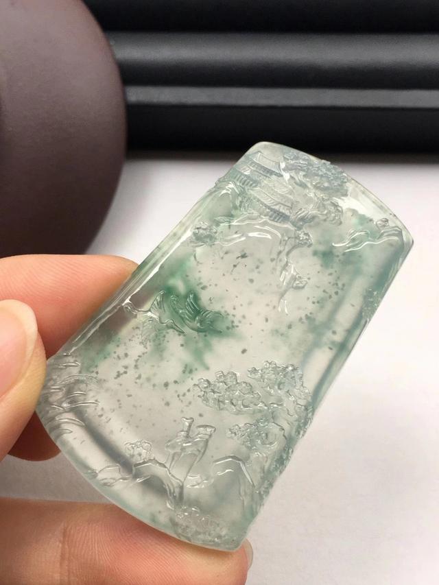 翡翠手镯怎么看种水,满天星手镯翡翠知识-第8张图片-翡翠网 翡翠手镯怎么看种水,满天星手镯翡翠知识-第8张图片-翡翠网