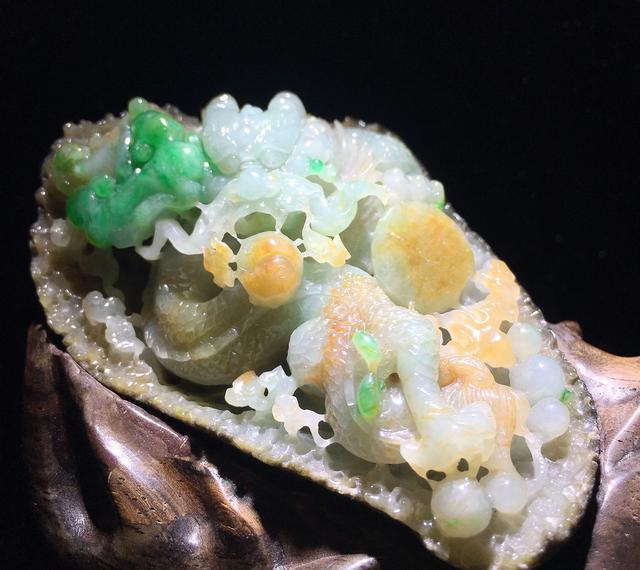 有关翡翠的书籍,关于翡翠玉器知识的书籍-第7张图片-翡翠网 有关翡翠的书籍,关于翡翠玉器知识的书籍-第7张图片-翡翠网