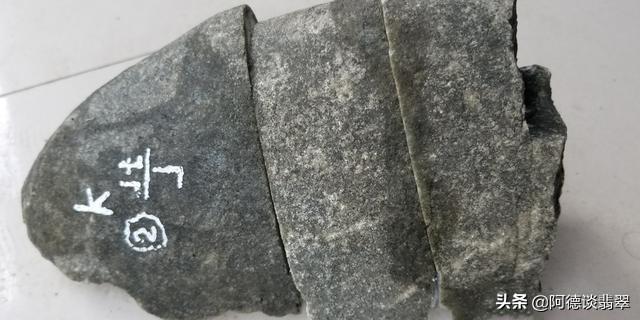 怎么看翡翠原石晶体颗粒粗,翡翠晶体粗是什么意思-第1张图片-翡翠网 怎么看翡翠原石晶体颗粒粗,翡翠晶体粗是什么意思-第1张图片-翡翠网