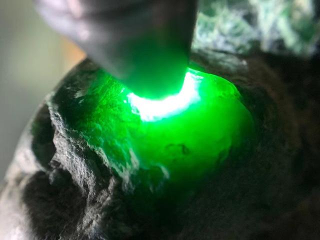 翡翠知识讲堂图解,生活知识讲堂-第2张图片-翡翠网 翡翠知识讲堂图解,生活知识讲堂-第2张图片-翡翠网