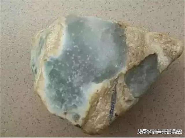 销售翡翠知识,翡翠手镯销售成功案例-第5张图片-翡翠网 销售翡翠知识,翡翠手镯销售成功案例-第5张图片-翡翠网