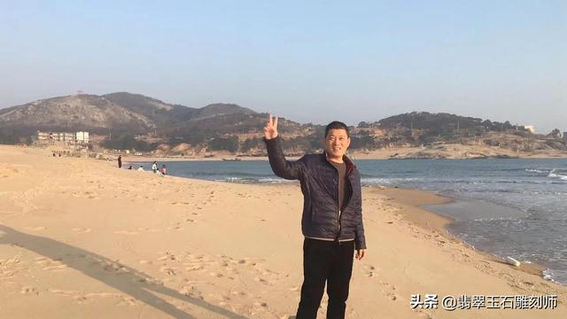 四会天然翡翠原石如何看的简单介绍-第2张图片-翡翠网