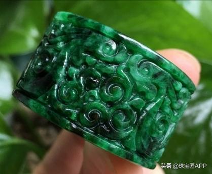 翡翠干青铁龙生价格图片,干青翡翠价格查询-第14张图片-翡翠网 翡翠干青铁龙生价格图片,干青翡翠价格查询-第14张图片-翡翠网