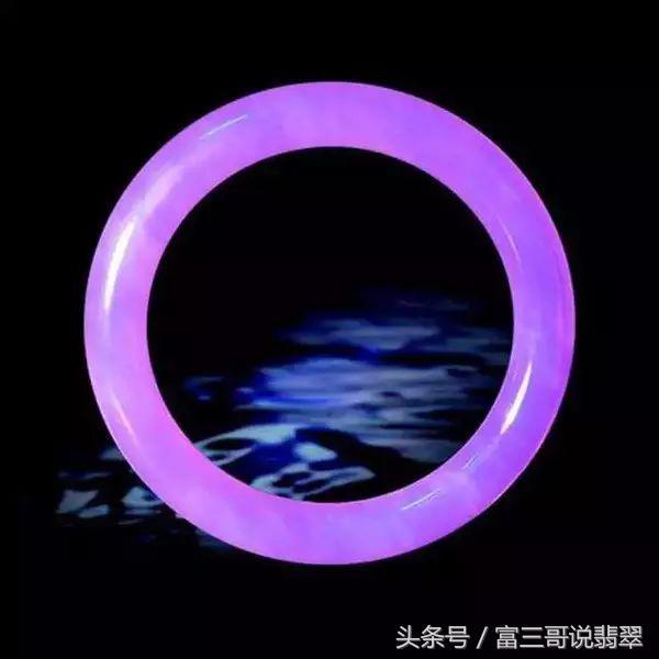 包含6万元高冰翡翠原石的词条-第1张图片-翡翠网 包含6万元高冰翡翠原石的词条-第1张图片-翡翠网