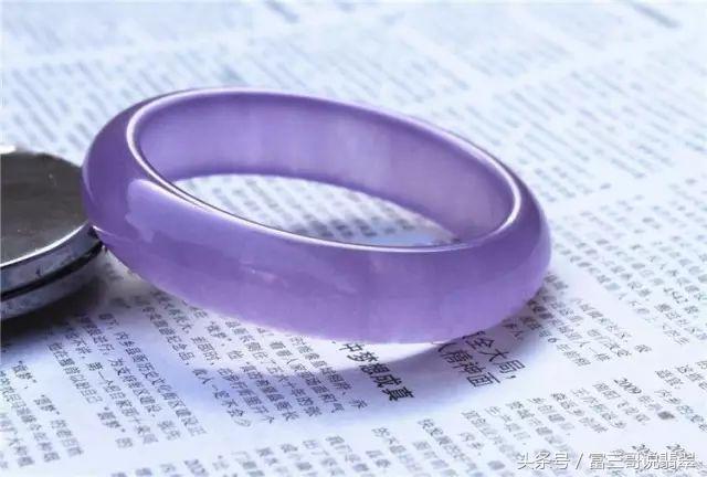 包含6万元高冰翡翠原石的词条-第15张图片-翡翠网 包含6万元高冰翡翠原石的词条-第15张图片-翡翠网