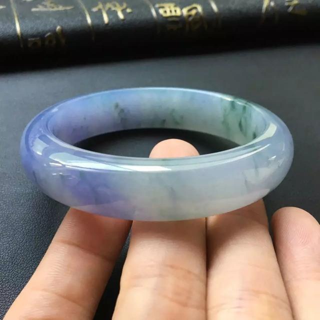 网上翡翠原石做镯子能买吗,翡翠手镯可以做原石吗-第5张图片-翡翠网 网上翡翠原石做镯子能买吗,翡翠手镯可以做原石吗-第5张图片-翡翠网