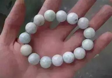包含冰种翡翠佛珠价格的词条-第4张图片-翡翠网 包含冰种翡翠佛珠价格的词条-第4张图片-翡翠网