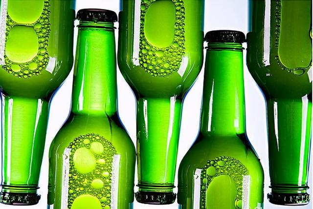 关于翡翠手镯有真的非翠吗的信息-第3张图片-翡翠网 关于翡翠手镯有真的非翠吗的信息-第3张图片-翡翠网