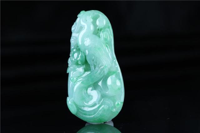 糯冰种翡翠牌子价格的简单介绍-第3张图片-翡翠网 糯冰种翡翠牌子价格的简单介绍-第3张图片-翡翠网