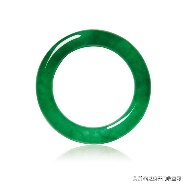 玉手镯怎么挑翡翠手镯怎么挑-第6张图片-翡翠网 玉手镯怎么挑翡翠手镯怎么挑-第6张图片-翡翠网