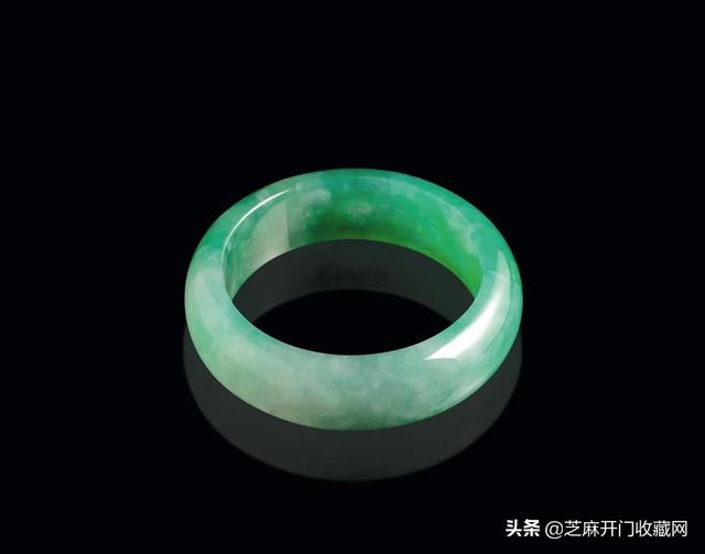 缅甸翡翠手镯大小规格名称翡翠玉镯价格-第8张图片-翡翠网 缅甸翡翠手镯大小规格名称翡翠玉镯价格-第8张图片-翡翠网