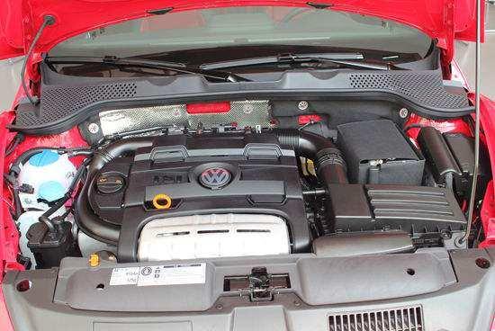 甲壳虫翡翠绿,甲壳虫冷翡翠价格-第4张图片-翡翠网 甲壳虫翡翠绿,甲壳虫冷翡翠价格-第4张图片-翡翠网