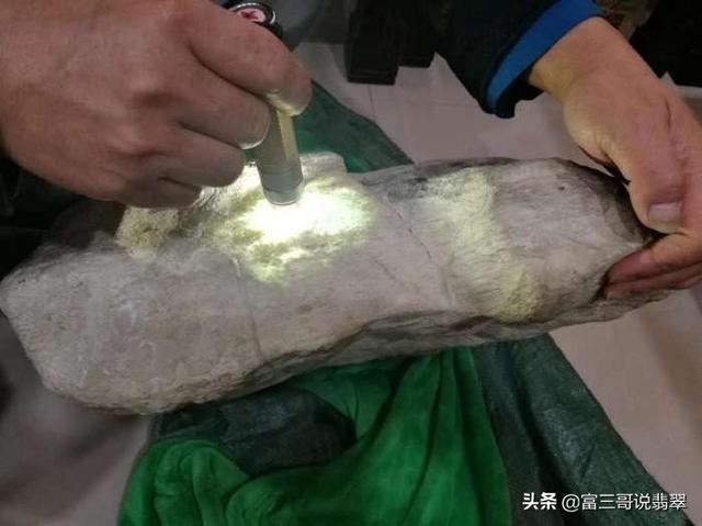 什么是好翡翠翡翠知识宝典-第1张图片-翡翠网 什么是好翡翠翡翠知识宝典-第1张图片-翡翠网