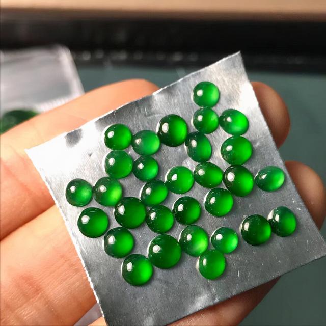 原石翡翠厂家的简单介绍-第2张图片-翡翠网 原石翡翠厂家的简单介绍-第2张图片-翡翠网