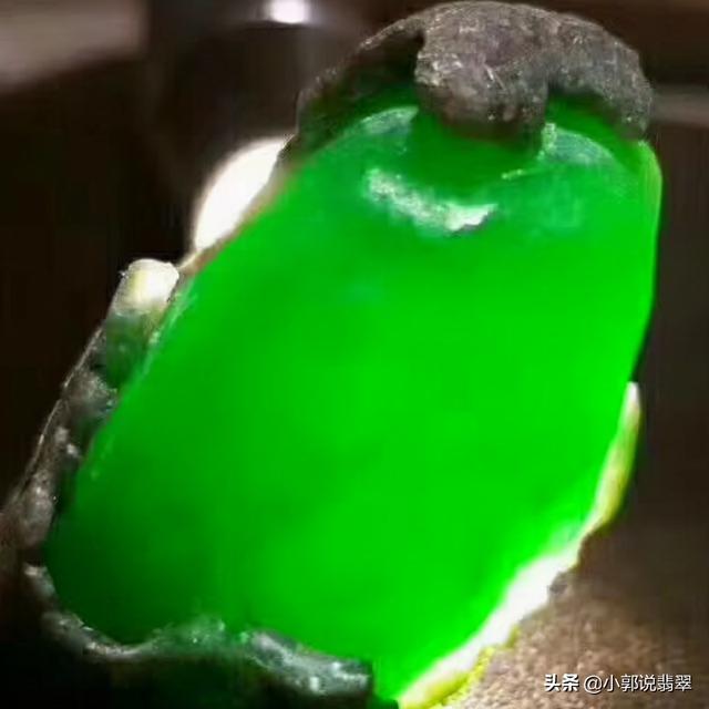 板三桥翡翠原石皮壳缅甸白三桥翡翠原石-第1张图片-翡翠网 板三桥翡翠原石皮壳缅甸白三桥翡翠原石-第1张图片-翡翠网