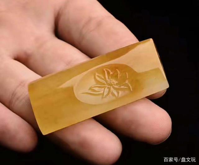 翡翠的品种与价格翡翠颜色等级价格表-第6张图片-翡翠网 翡翠的品种与价格翡翠颜色等级价格表-第6张图片-翡翠网