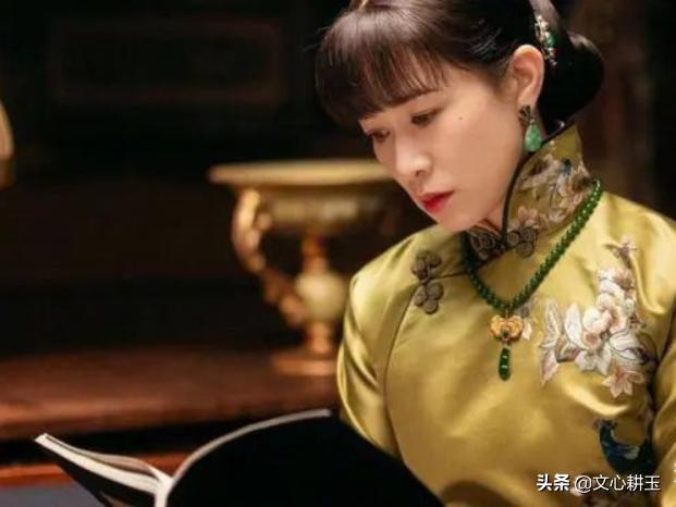 翡翠耳坠图片冰种福豆翡翠耳坠价格-第1张图片-翡翠网 翡翠耳坠图片冰种福豆翡翠耳坠价格-第1张图片-翡翠网