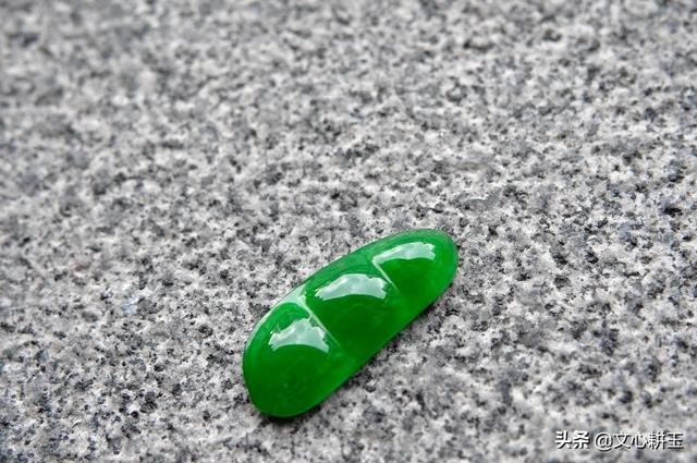 翡翠耳坠图片冰种福豆翡翠耳坠价格-第6张图片-翡翠网 翡翠耳坠图片冰种福豆翡翠耳坠价格-第6张图片-翡翠网