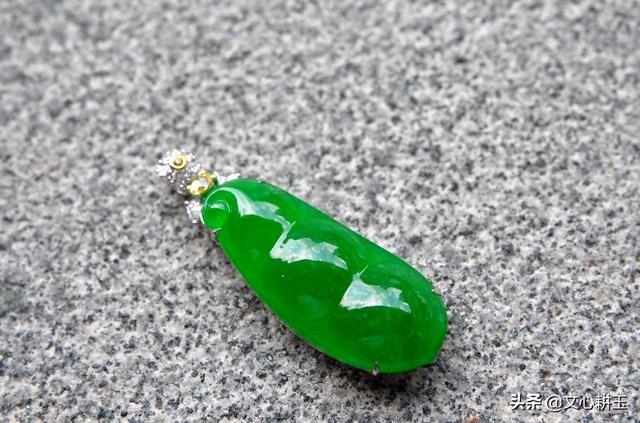 翡翠耳坠图片冰种福豆翡翠耳坠价格-第7张图片-翡翠网 翡翠耳坠图片冰种福豆翡翠耳坠价格-第7张图片-翡翠网