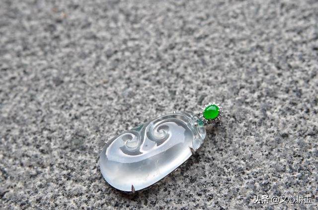 翡翠耳坠图片冰种福豆翡翠耳坠价格-第11张图片-翡翠网 翡翠耳坠图片冰种福豆翡翠耳坠价格-第11张图片-翡翠网
