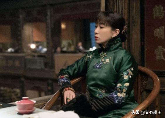 翡翠耳坠图片冰种福豆翡翠耳坠价格-第13张图片-翡翠网 翡翠耳坠图片冰种福豆翡翠耳坠价格-第13张图片-翡翠网