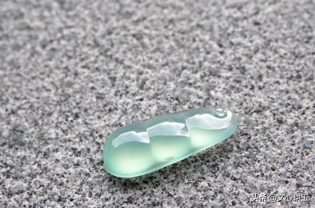 翡翠耳坠图片冰种福豆翡翠耳坠价格-第18张图片-翡翠网 翡翠耳坠图片冰种福豆翡翠耳坠价格-第18张图片-翡翠网