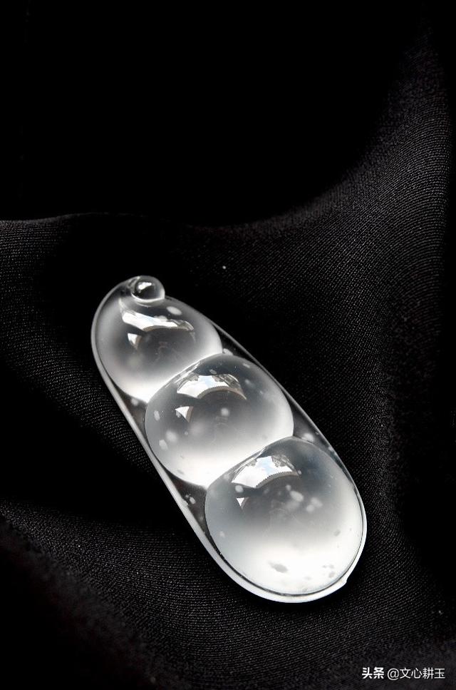 翡翠耳坠图片冰种福豆翡翠耳坠价格-第20张图片-翡翠网 翡翠耳坠图片冰种福豆翡翠耳坠价格-第20张图片-翡翠网