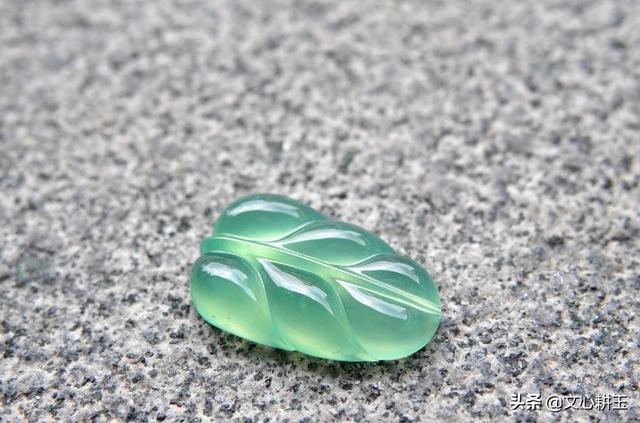 翡翠耳坠图片冰种福豆翡翠耳坠价格-第22张图片-翡翠网 翡翠耳坠图片冰种福豆翡翠耳坠价格-第22张图片-翡翠网