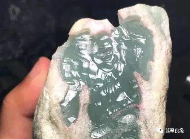 大马坎翡翠原石多少钱郴州冰种翡翠原石鉴别知识-第1张图片-翡翠网 大马坎翡翠原石多少钱郴州冰种翡翠原石鉴别知识-第1张图片-翡翠网