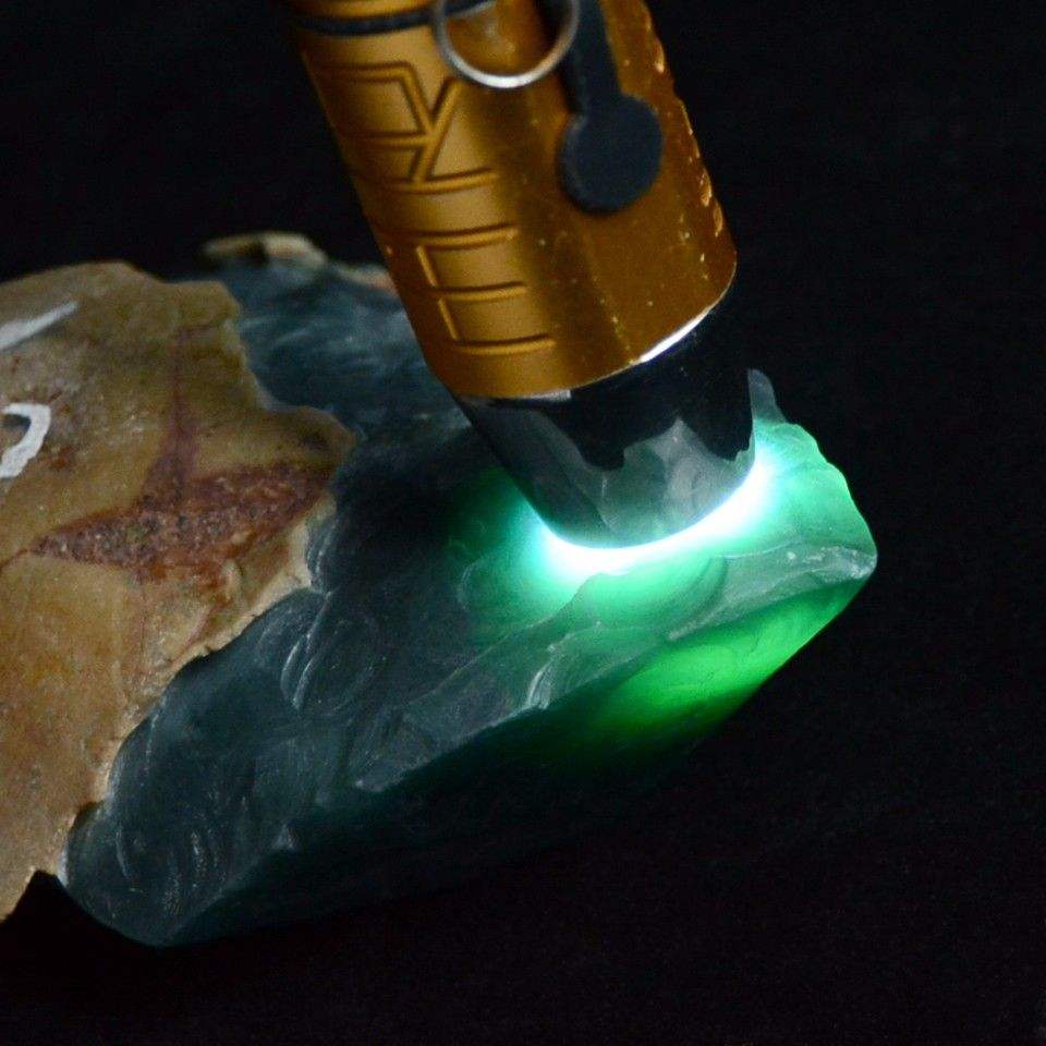 大马坎翡翠原石多少钱郴州冰种翡翠原石鉴别知识-第2张图片-翡翠网 大马坎翡翠原石多少钱郴州冰种翡翠原石鉴别知识-第2张图片-翡翠网