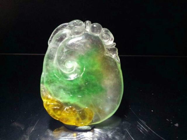 关于清代绿翡翠价格的信息-第11张图片-翡翠网 关于清代绿翡翠价格的信息-第11张图片-翡翠网