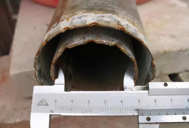 假冒翡翠原石威海人造翡翠原石-第7张图片-翡翠网 假冒翡翠原石威海人造翡翠原石-第7张图片-翡翠网