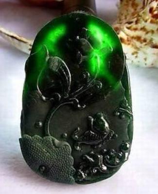 翡翠原石和石纹的区别,江苏翡翠原石纹-第8张图片-翡翠网 翡翠原石和石纹的区别,江苏翡翠原石纹-第8张图片-翡翠网