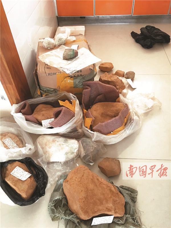 翡翠原石价值,贺州翡翠原石-第6张图片-翡翠网 翡翠原石价值,贺州翡翠原石-第6张图片-翡翠网