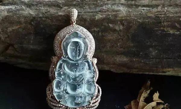 雪花棉翡翠价格冰种雪花棉翡翠市场价格-第1张图片-翡翠网 雪花棉翡翠价格冰种雪花棉翡翠市场价格-第1张图片-翡翠网