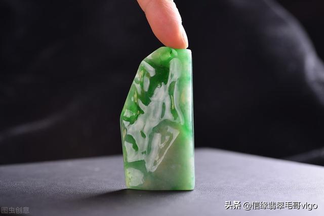 包含翡翠原石市场价格的词条-第1张图片-翡翠网 包含翡翠原石市场价格的词条-第1张图片-翡翠网