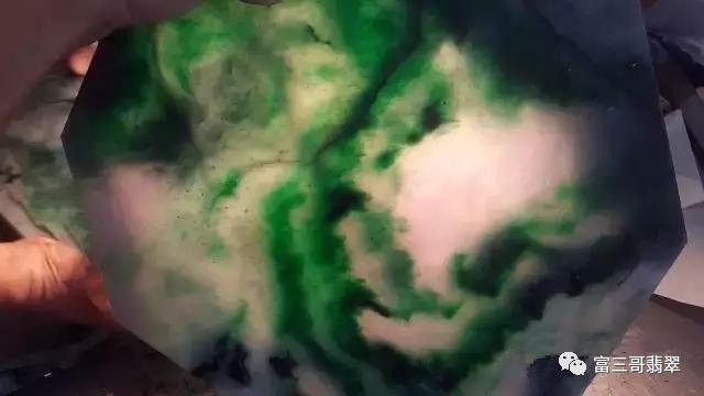翡翠原石糯种的价格翡翠原石哪里买-第5张图片-翡翠网 翡翠原石糯种的价格翡翠原石哪里买-第5张图片-翡翠网