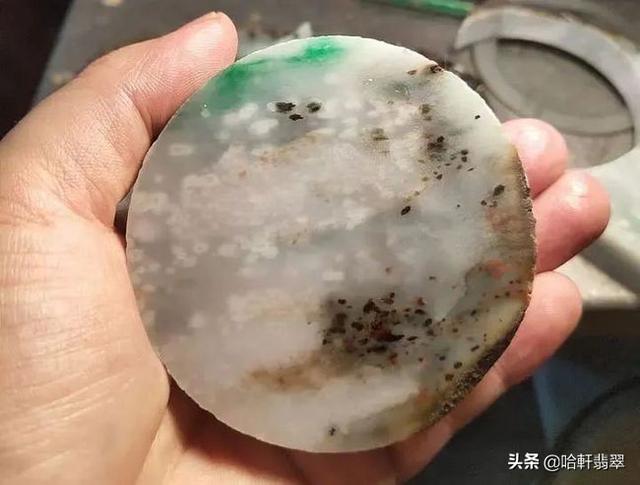 关于翡翠知识图解的信息-第10张图片-翡翠网 关于翡翠知识图解的信息-第10张图片-翡翠网