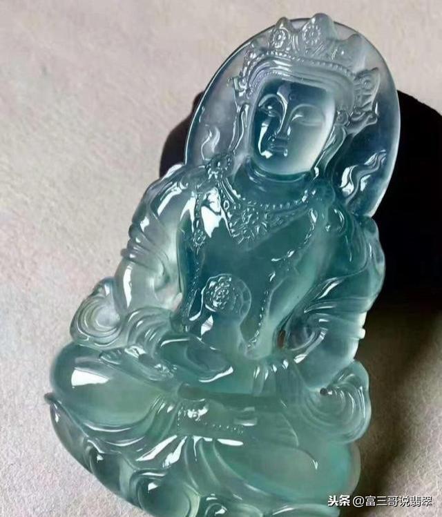 关于翡翠观音知识的信息-第8张图片-翡翠网 关于翡翠观音知识的信息-第8张图片-翡翠网