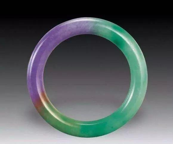 冰糯种手镯在什么价位,老坑冰糯种翡翠手镯中黄翡-第29张图片-翡翠网 冰糯种手镯在什么价位,老坑冰糯种翡翠手镯中黄翡-第29张图片-翡翠网