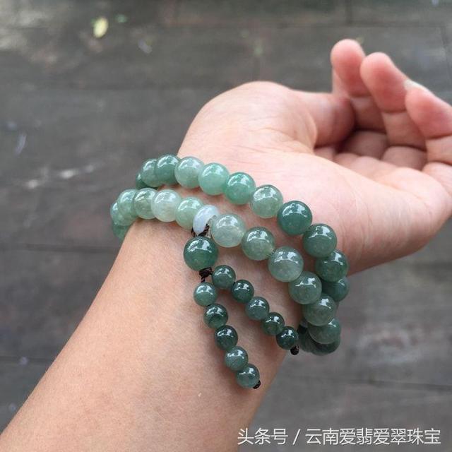 关于翡翠散珠冰种价格的信息-第3张图片-翡翠网 关于翡翠散珠冰种价格的信息-第3张图片-翡翠网