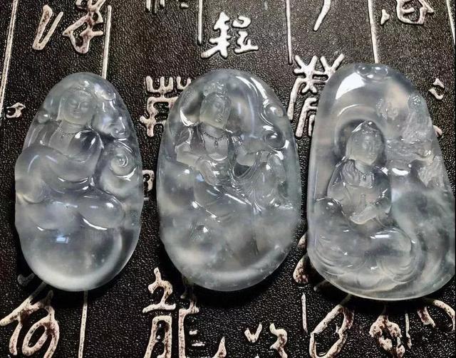 玻璃种翡翠毛料河池翡翠原石毛料冰种-第8张图片-翡翠网 玻璃种翡翠毛料河池翡翠原石毛料冰种-第8张图片-翡翠网