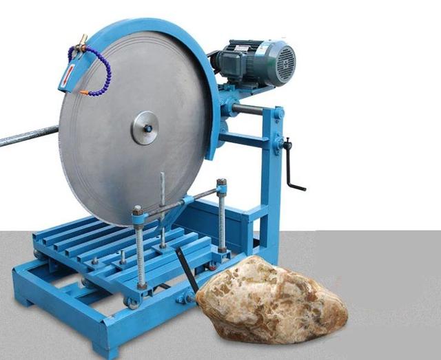 冰种翡翠价格切翡翠原石横机-第11张图片-翡翠网 冰种翡翠价格切翡翠原石横机-第11张图片-翡翠网