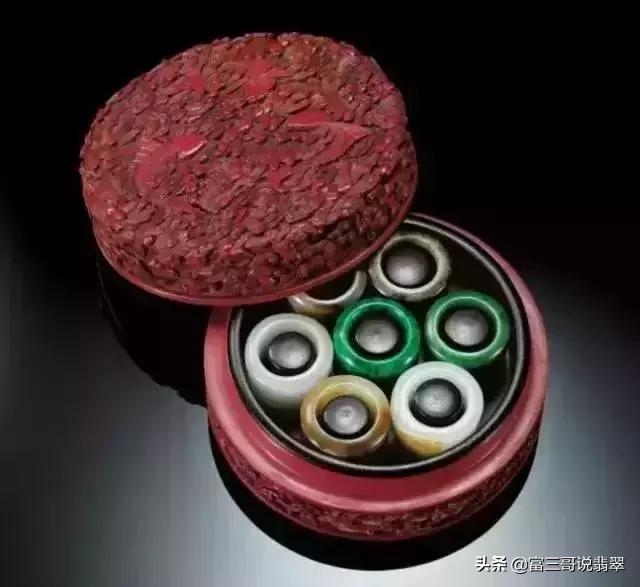 翡翠知识看谁的好的简单介绍-第4张图片-翡翠网 翡翠知识看谁的好的简单介绍-第4张图片-翡翠网