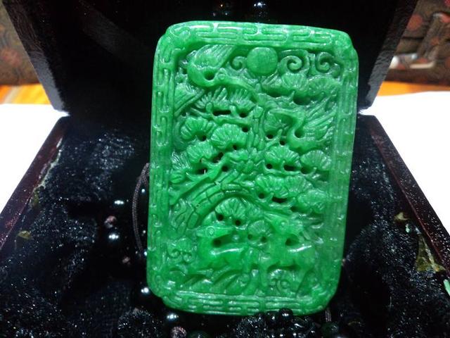 浅灰绿色翡翠a货手镯多少钱翡翠镯子的价位-第18张图片-翡翠网 浅灰绿色翡翠a货手镯多少钱翡翠镯子的价位-第18张图片-翡翠网