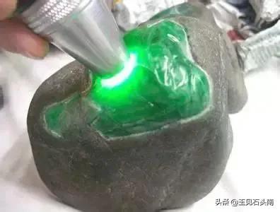 包含做假翡翠原石的词条-第4张图片-翡翠网 包含做假翡翠原石的词条-第4张图片-翡翠网