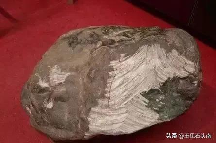 包含做假翡翠原石的词条-第10张图片-翡翠网 包含做假翡翠原石的词条-第10张图片-翡翠网