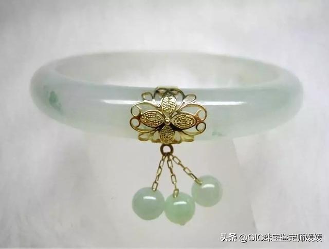 翡翠手镯碰撞坏了,玉镯子摔坏要不要扔掉-第7张图片-翡翠网 翡翠手镯碰撞坏了,玉镯子摔坏要不要扔掉-第7张图片-翡翠网