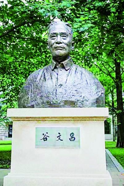 翡翠原石怎样剥皮漯河翡翠原石剥皮-第6张图片-翡翠网 翡翠原石怎样剥皮漯河翡翠原石剥皮-第6张图片-翡翠网